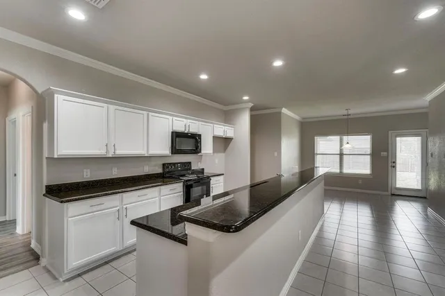 $2,500 | 535 Cottonview Drive, Waxahachie, TX 75165