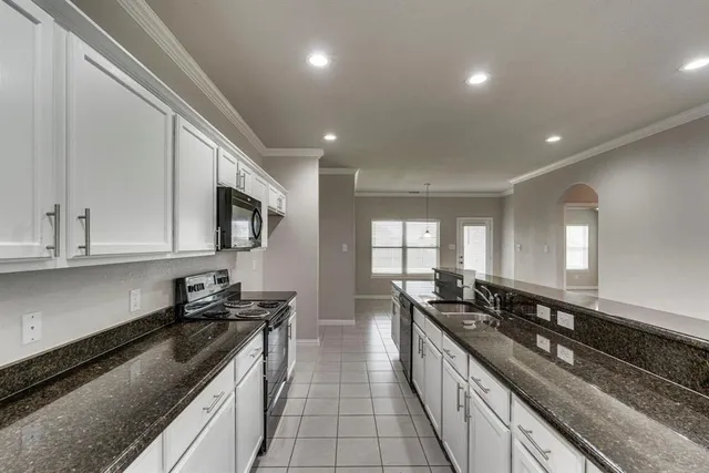 $2,500 | 535 Cottonview Drive, Waxahachie, TX 75165