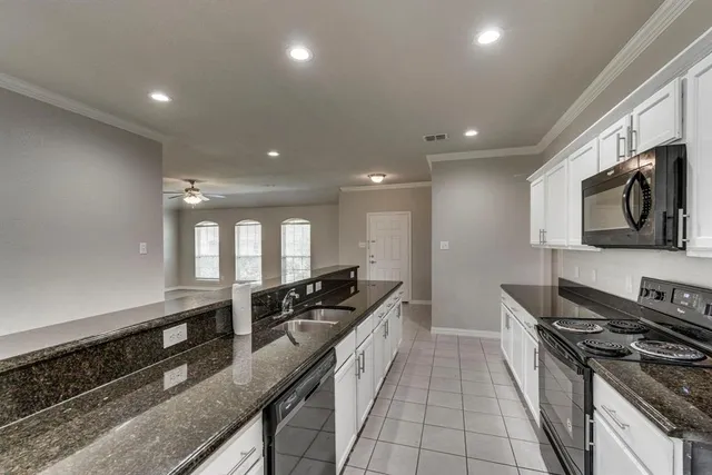 $2,500 | 535 Cottonview Drive, Waxahachie, TX 75165