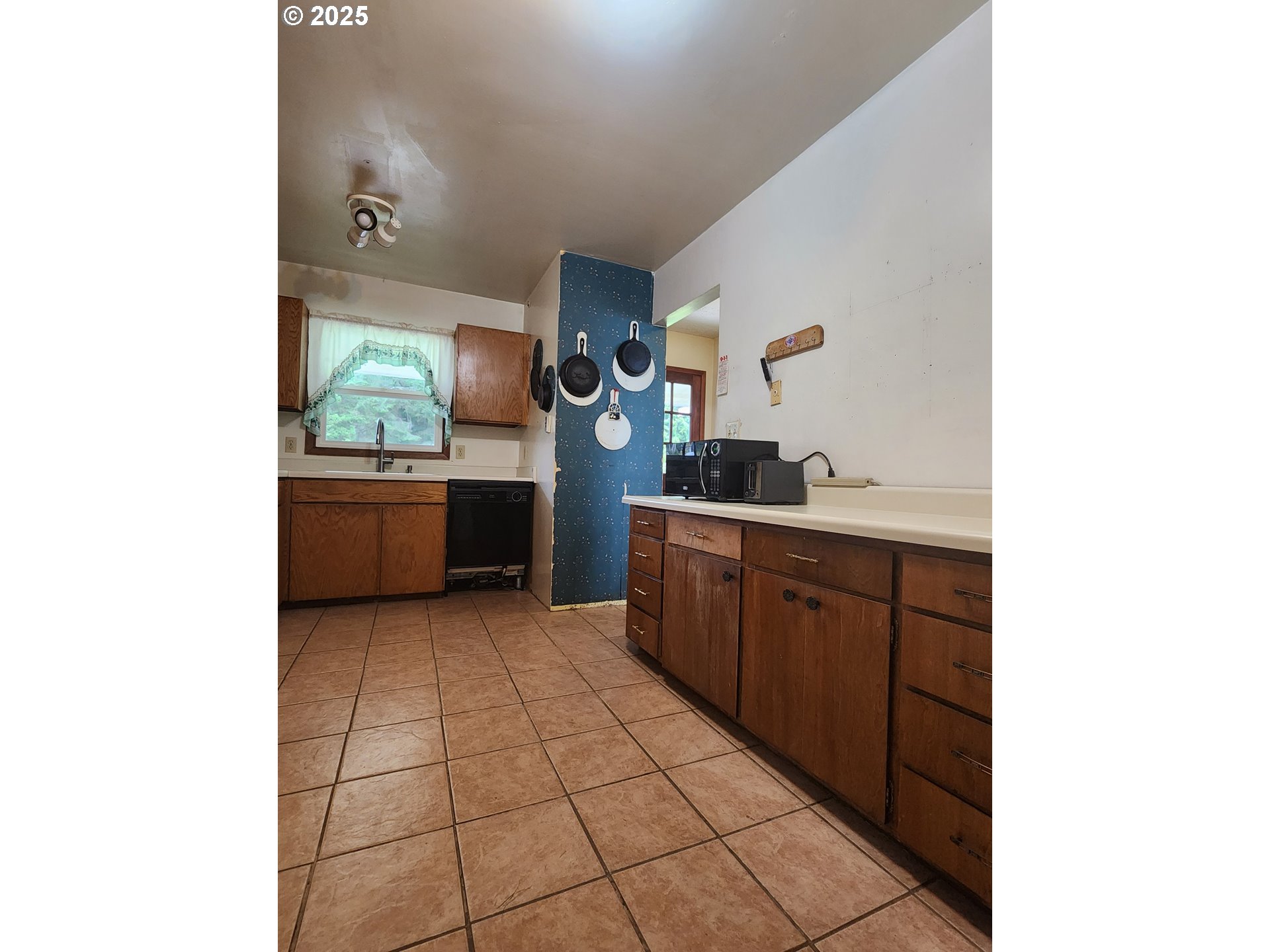 85420 Glenada Road Florence, OR 97439 - Photo 5 of 24 Gallery Image 5
