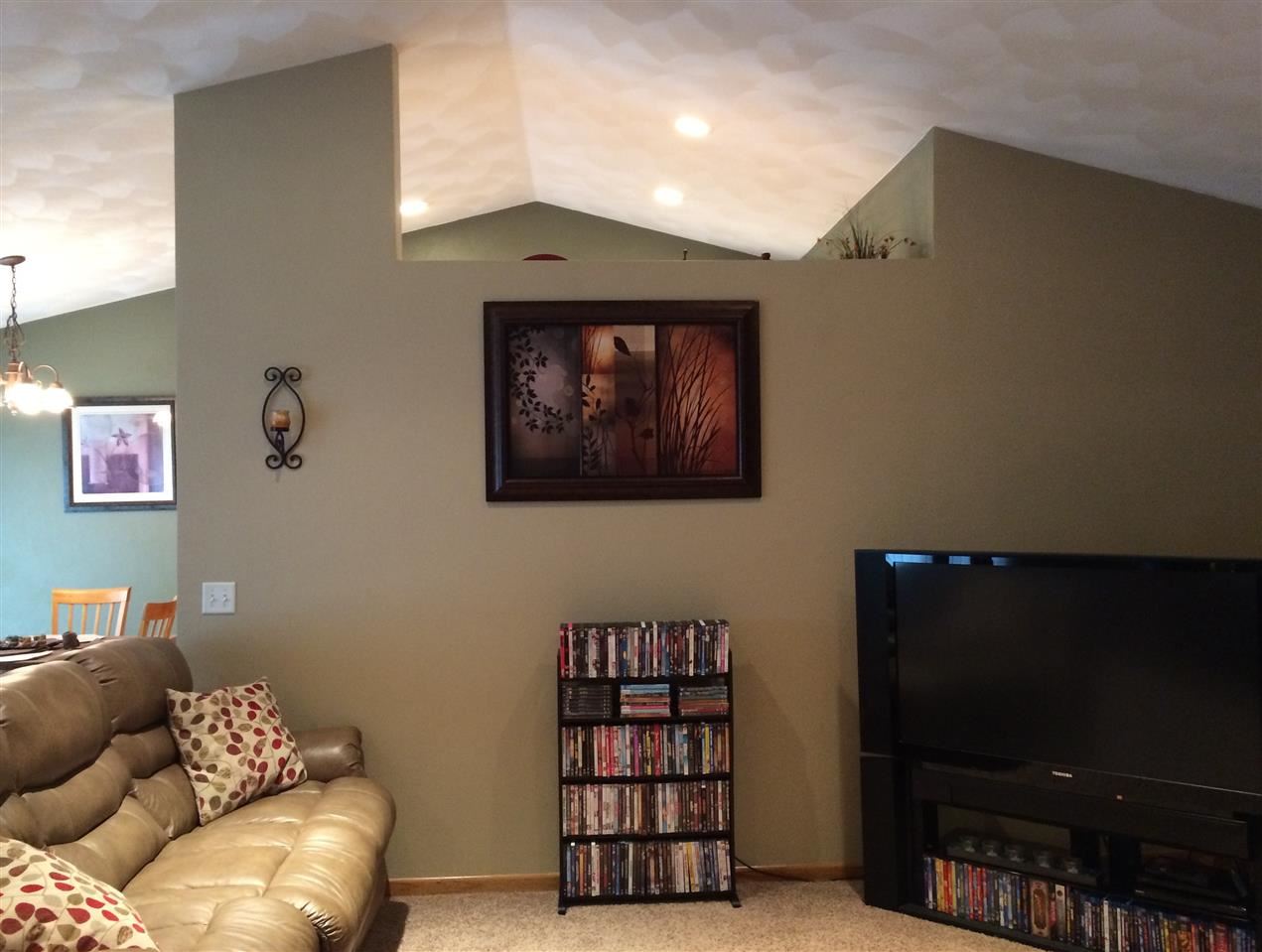 130 Rivers Edge Drive Cherry Valley, IL 61016 - Photo 5 of 14 Gallery Image 5