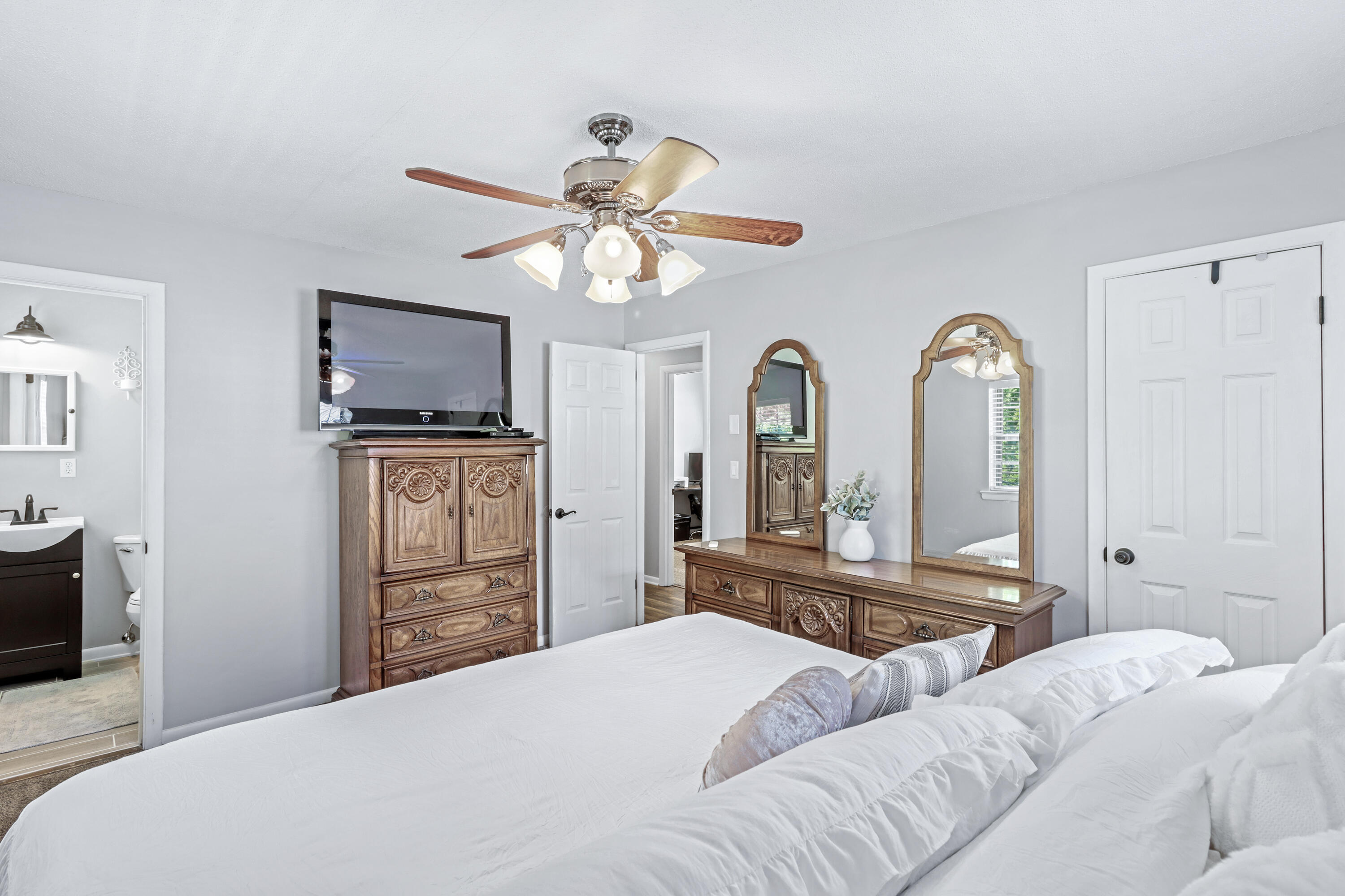 8910 Drake Parkway Road Chattanooga, TN 37416 - Photo 25 of 43 8910 Drake Parkway Rd-28