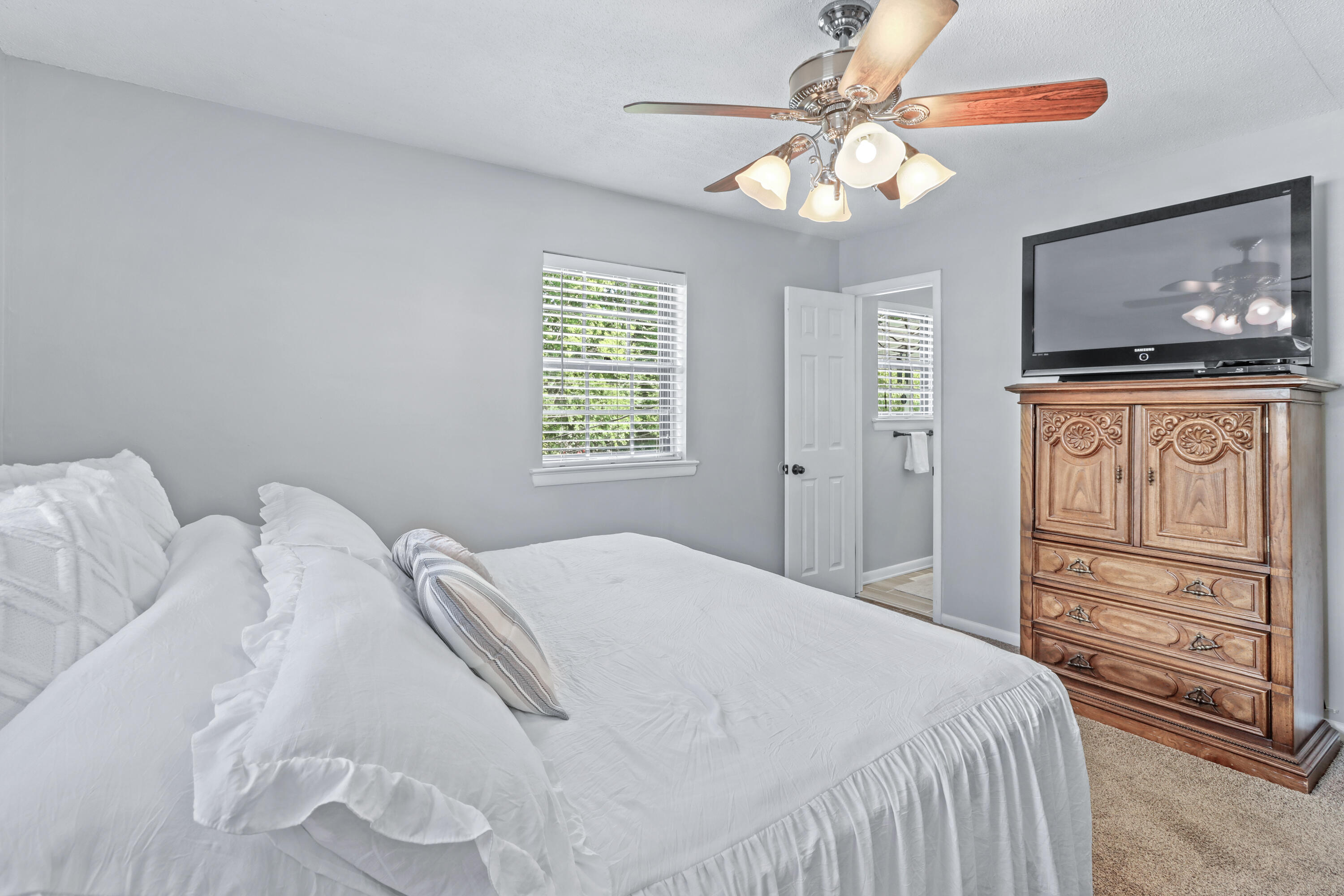 8910 Drake Parkway Road Chattanooga, TN 37416 - Photo 26 of 43 8910 Drake Parkway Rd-29