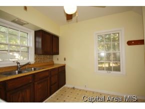 1625 North 7th Street Springfield, IL 62702 - Photo 9 of 23