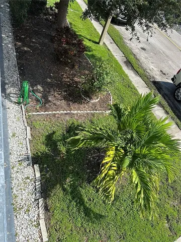 a view of outdoor space