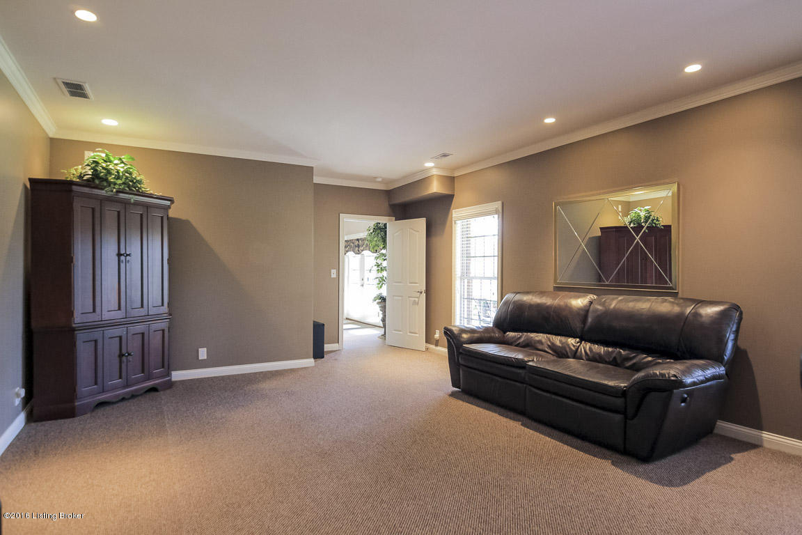13002 Ridgemoor Drive Prospect, KY 40059 - Photo 46 of 58 43
