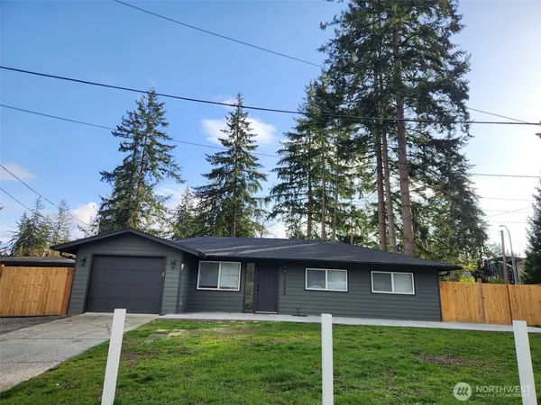 $1,295,000 | 16405 Northeast 16th Place, Bellevue, WA 98008
