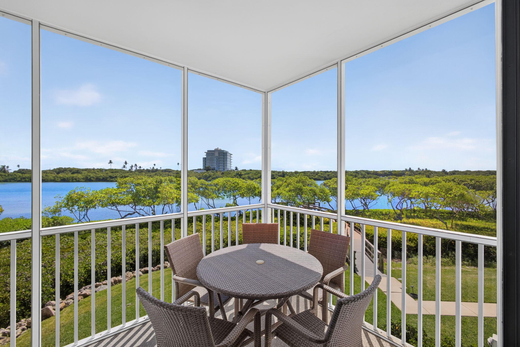 200 Waterway Road, Unit 206 Tequesta, FL 33469 - Photo 23 of 33 38-web-or-mls-38-print-5D1A8550