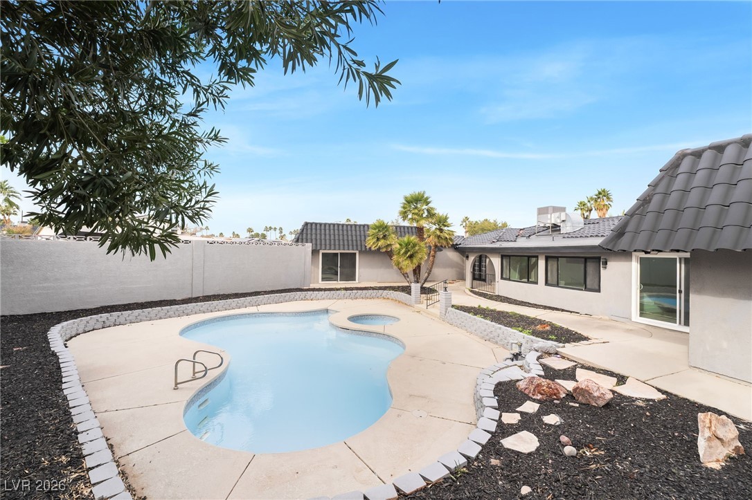 4501 South Woodcrest Road Las Vegas, NV 89121 - Photo 44 of 49