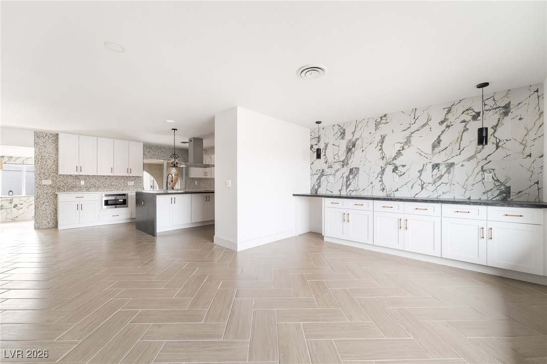 4501 South Woodcrest Road Las Vegas, NV 89121 - Photo 8 of 49