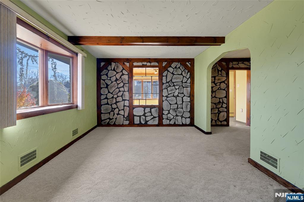 6 Hillside Avenue Cedar Grove, NJ 07009 - Photo 20 of 32