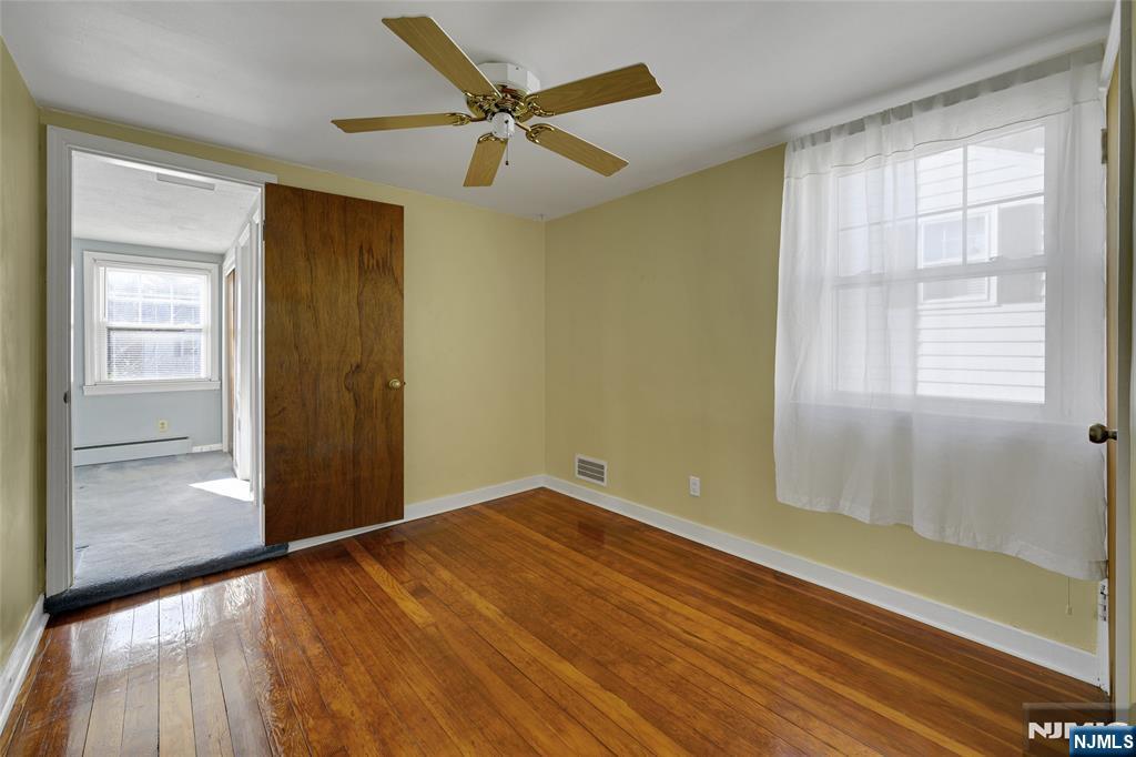 6 Hillside Avenue Cedar Grove, NJ 07009 - Photo 26 of 32