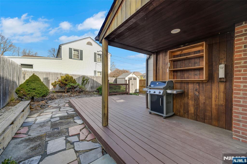 6 Hillside Avenue Cedar Grove, NJ 07009 - Photo 29 of 32