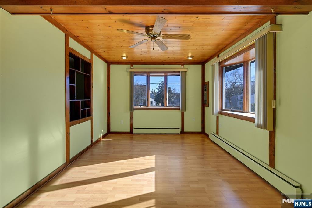 6 Hillside Avenue Cedar Grove, NJ 07009 - Photo 5 of 32