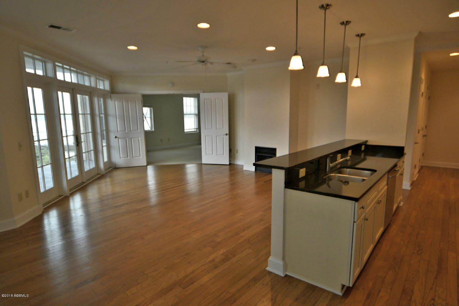 700 Bay Street, Unit 301 Beaufort, SC 29902 - Photo 11 of 49 20180129_101928