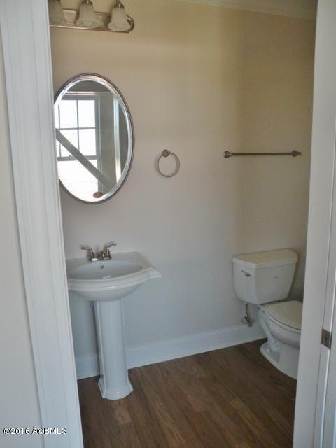 700 Bay Street, Unit 301 Beaufort, SC 29902 - Photo 23 of 49 301 at 700 Bay bath (5)