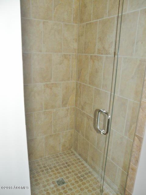 700 Bay Street, Unit 301 Beaufort, SC 29902 - Photo 24 of 49 301 at 700 Bay bath (6)