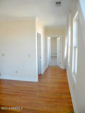 700 Bay Street, Unit 301 Beaufort, SC 29902 - Photo 35 of 49 301 at 700 Bay hall (3)