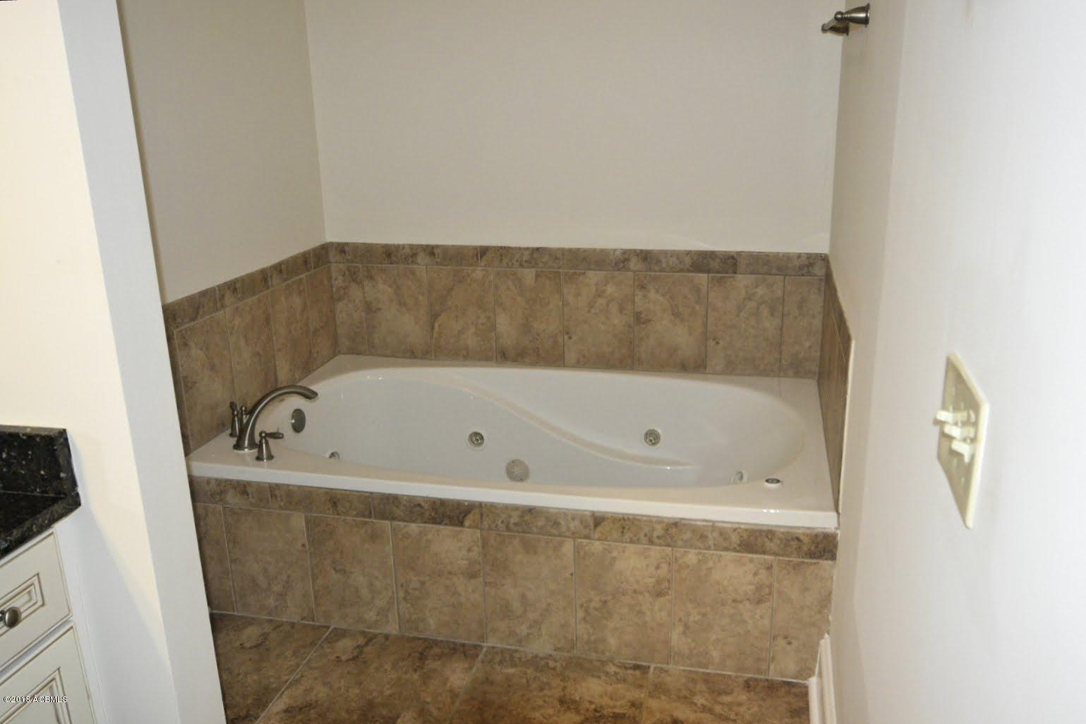 700 Bay Street, Unit 301 Beaufort, SC 29902 - Photo 41 of 49 20180129_100958