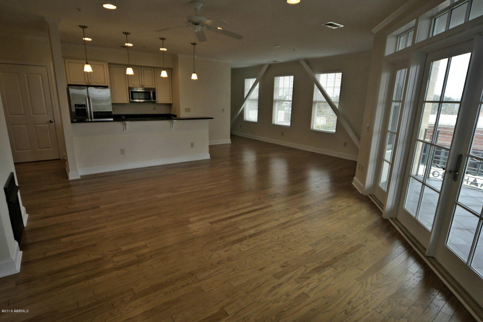 700 Bay Street, Unit 301 Beaufort, SC 29902 - Photo 8 of 49 20180129_101613