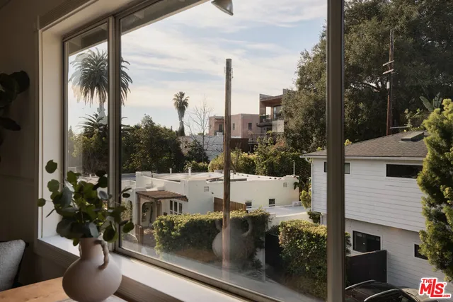 $1,490,000 | 943 Venango Avenue, Los Angeles, CA 90029