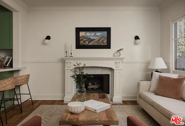 $1,490,000 | 943 Venango Avenue, Los Angeles, CA 90029