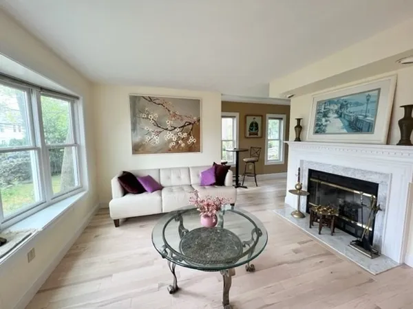 $4,100 | 14 Angela Lane, Unit K1, Watertown, MA 02472