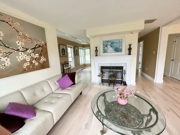$4,100 | 14 Angela Lane, Unit K1, Watertown, MA 02472