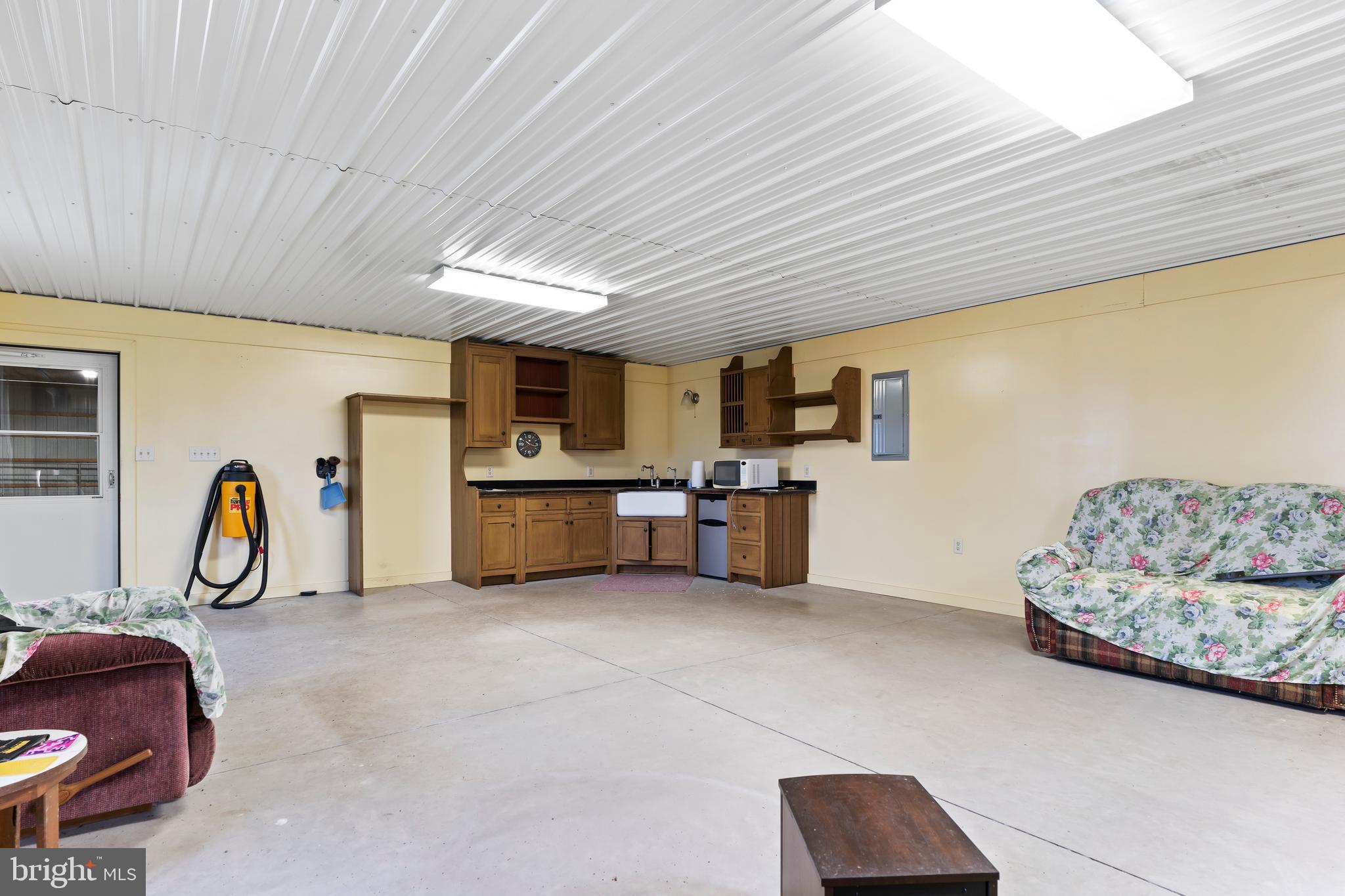 729 Gloss Road East Waterford, PA 17021 - Photo 68 of 70 Tack room