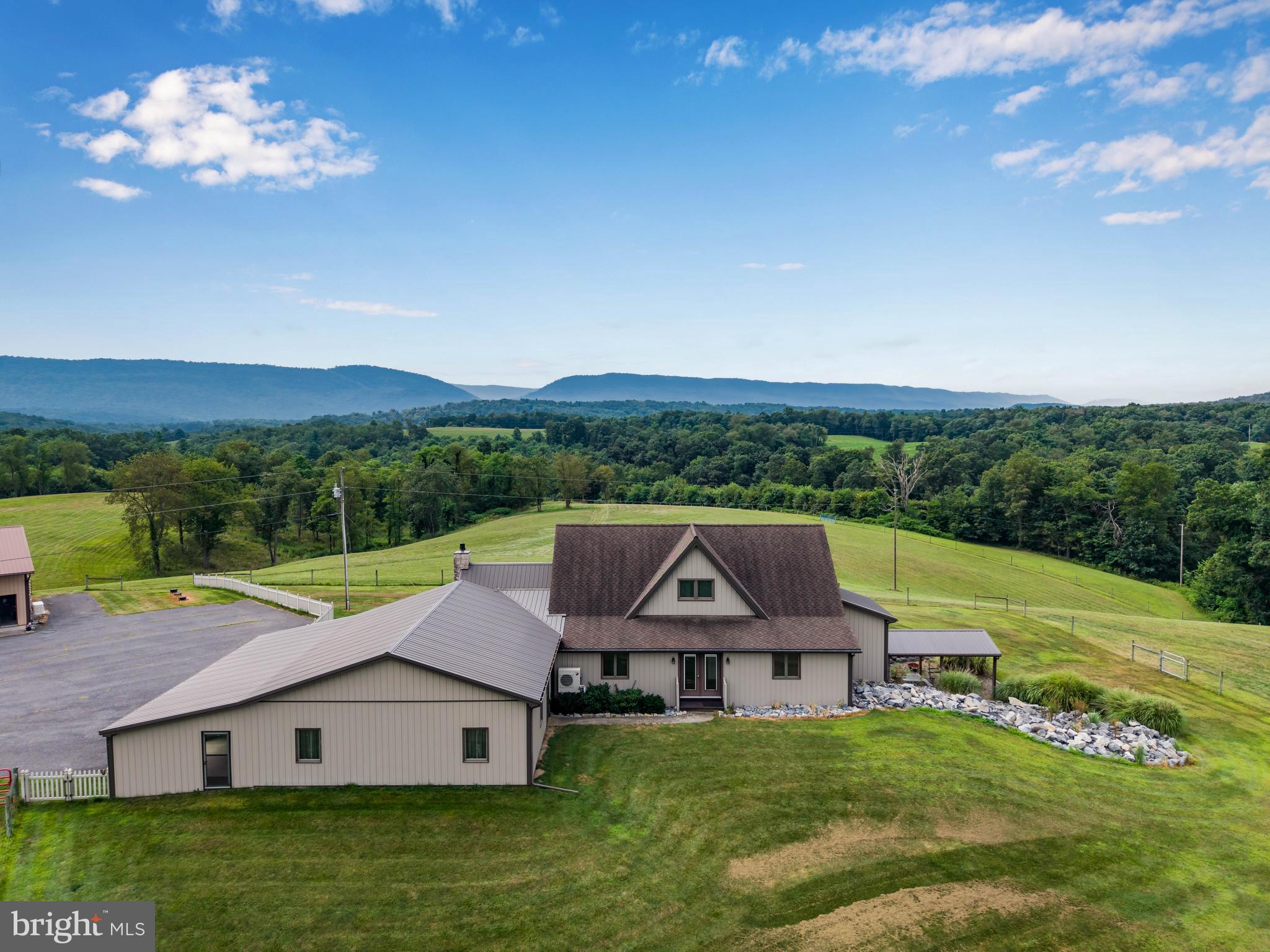 729 Gloss Road East Waterford, PA 17021 - Photo 10 of 70