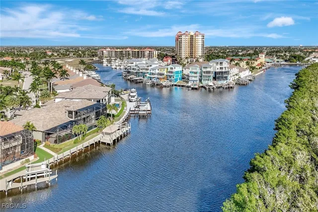 $3,500,000 | 5817 Harbour Circle, Cape Coral, FL 33914