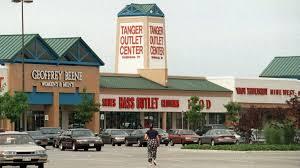 2009 Old Country Road Riverhead, NY 11901 - Photo 8 of 9 a store with outdoor seating area and retail shops