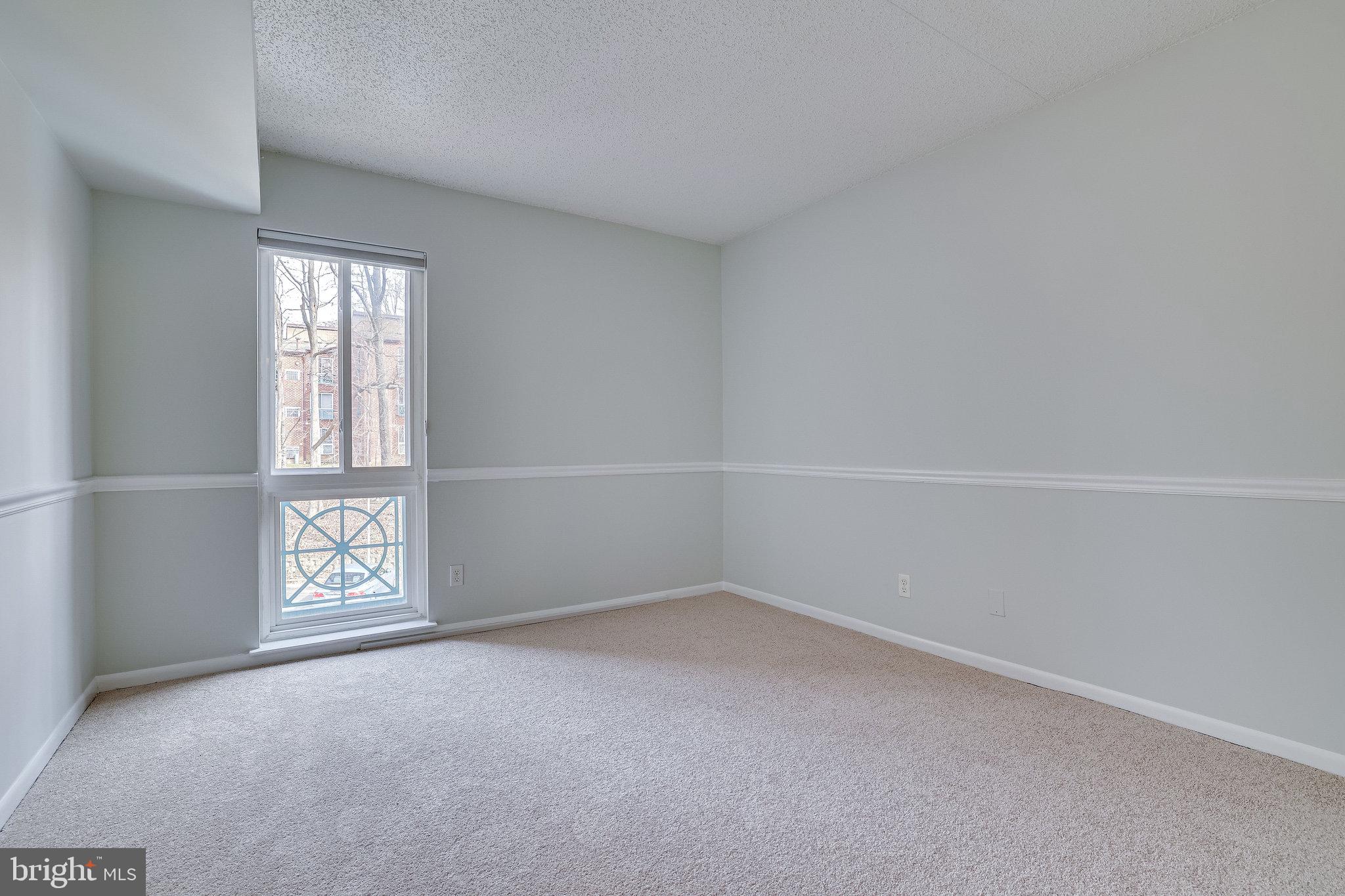 11843 Shire Court, Unit 22C Reston, VA 20191 - Photo 17 of 28 Large Secondary Bedroom