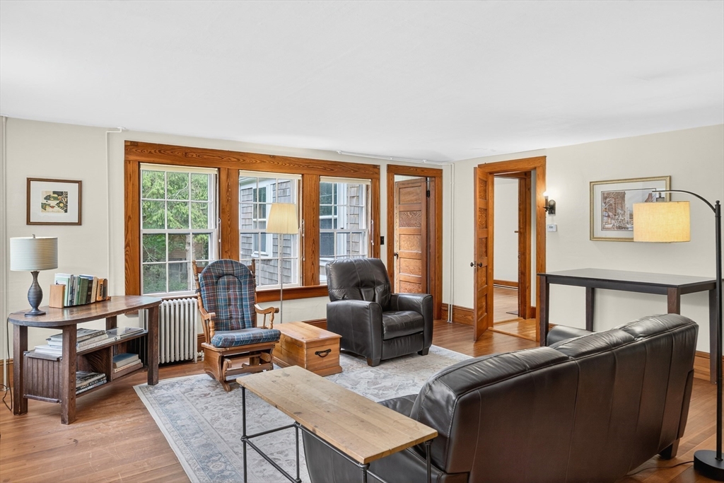 54 Whitman Road Falmouth, MA 02543 - Photo 8 of 42 Gallery Image 8