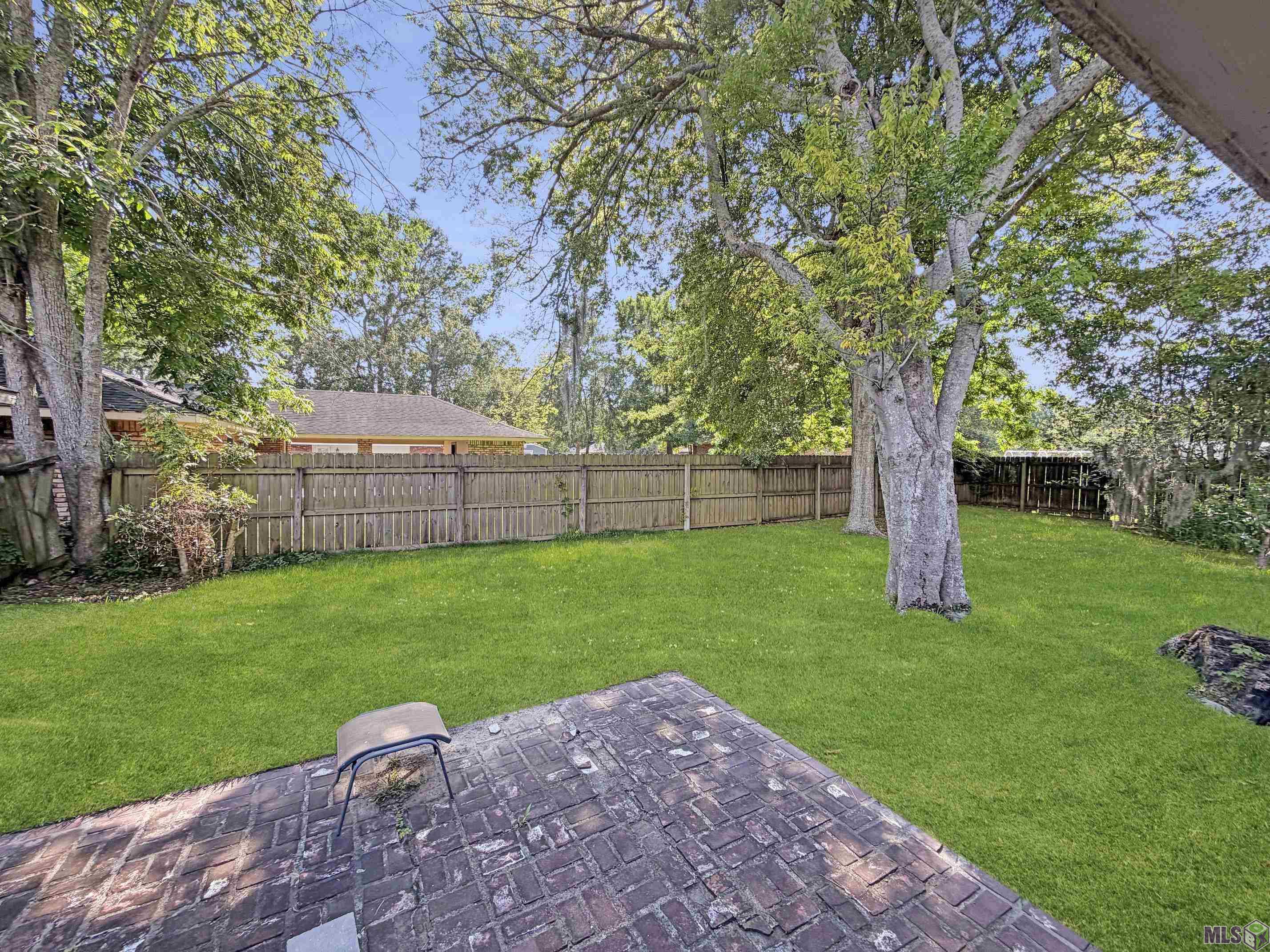7436 Director Drive Baton Rouge, LA 70817 - Photo 3 of 12