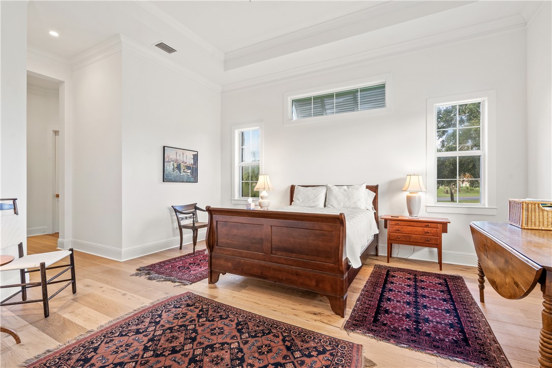 11 Caribe Way Vero Beach, FL 32963 - Photo 18 of 34 a living room with furniture and a rug