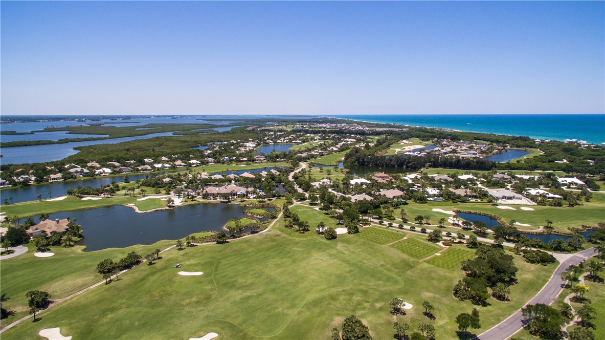 11 Caribe Way Vero Beach, FL 32963 - Photo 32 of 34 view of city and ocean