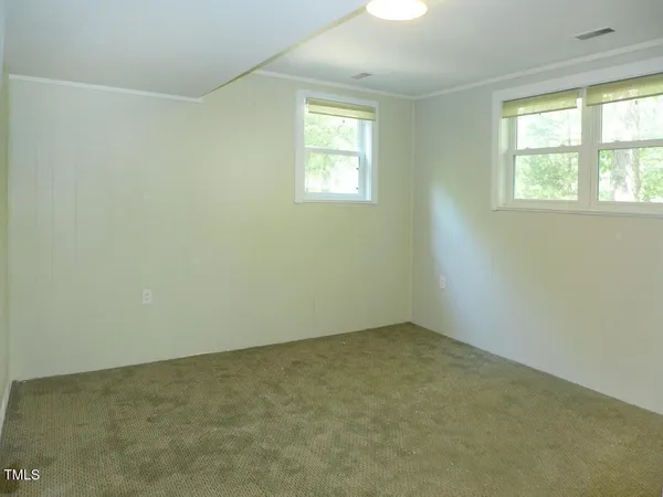 $2,995 | 346 Wesley Drive, Chapel Hill, NC 27516