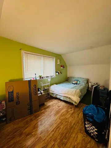 a room with bunch of flowers