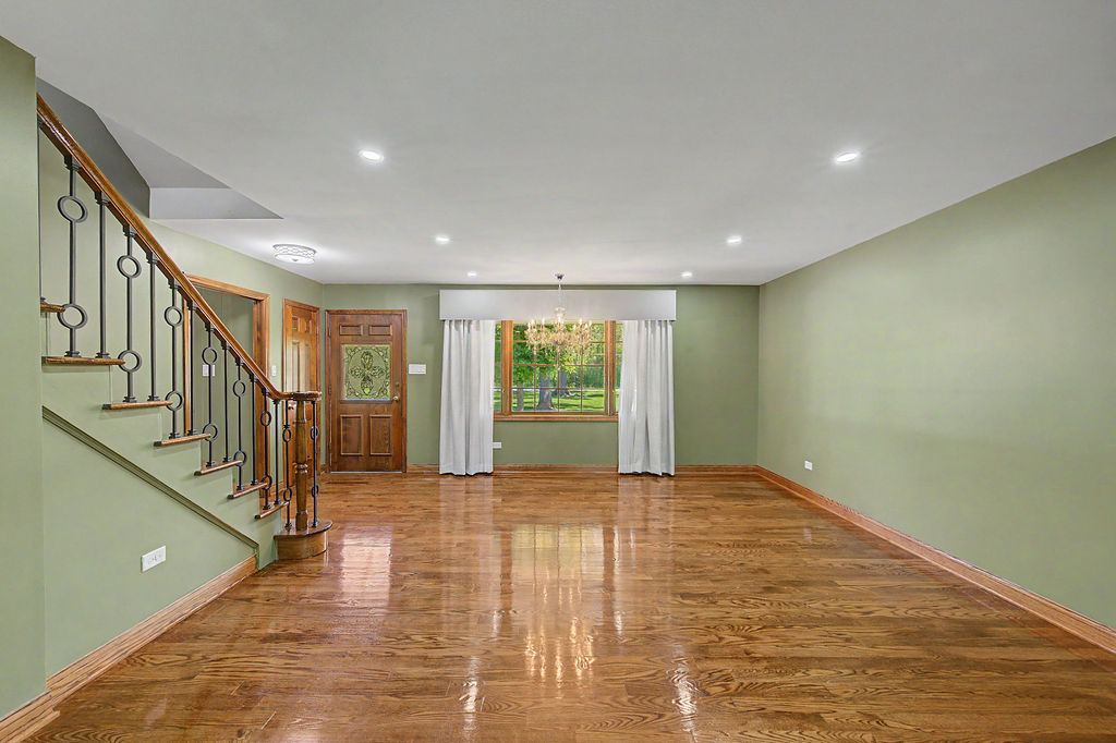 24364 Volbrecht Road Crete, IL 60417 - Photo 7 of 50