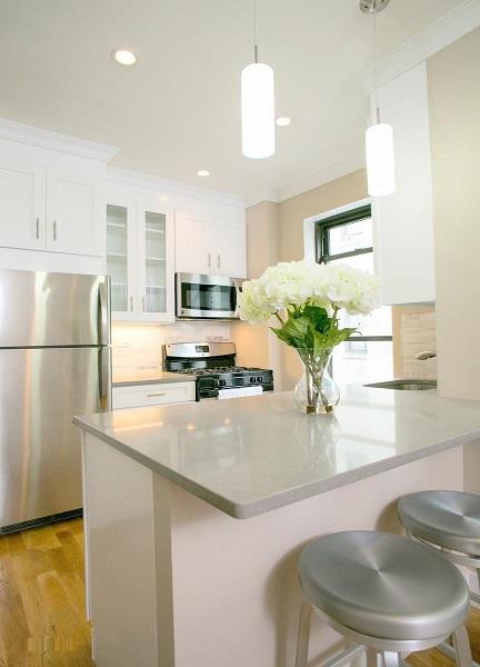 21-48 35th Street, Unit 4B Queens, NY 11105 - Photo 2 of 6