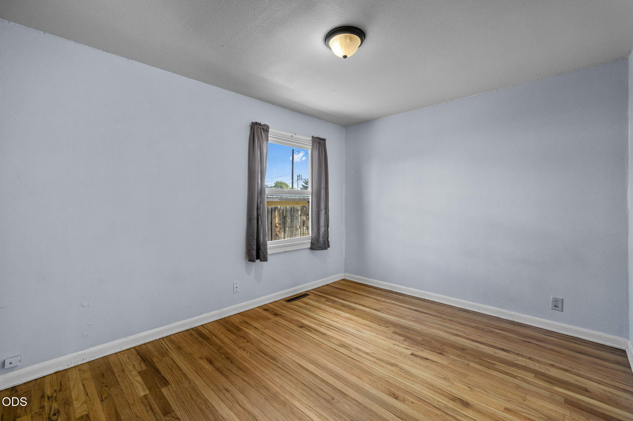 1036 Southwest 13th Street Redmond, OR 97756 - Photo 18 of 29