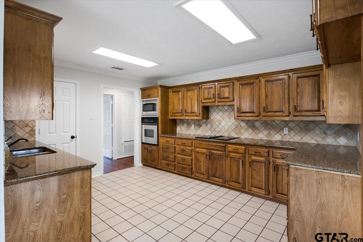 2268 County Road 4113 Henderson, TX 75654 - Photo 35 of 48