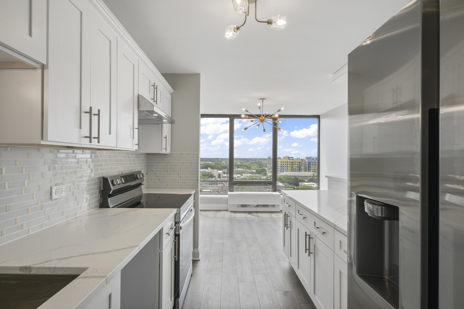 5445 North Sheridan Road, Unit 1501 Chicago, IL 60640 - Photo 3 of 8 Gallery Image 3