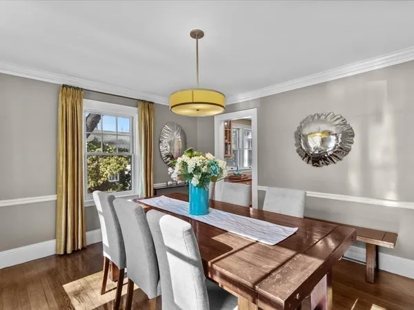 $2,890,000 | 8 Tennyson Road, Wellesley, MA 02481