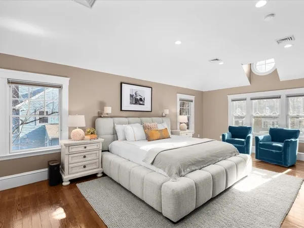 $2,890,000 | 8 Tennyson Road, Wellesley, MA 02481