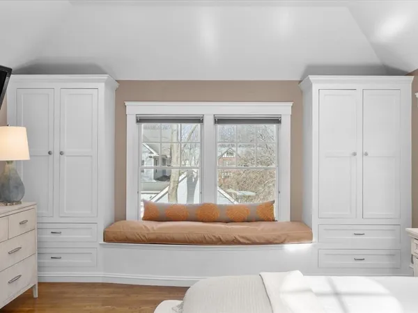 $2,890,000 | 8 Tennyson Road, Wellesley, MA 02481