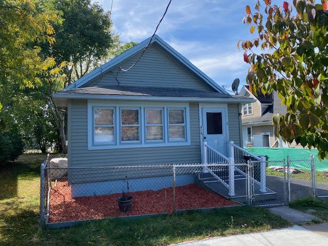 5 Dake Street Rochester, NY 14605 - Photo 1 of 20