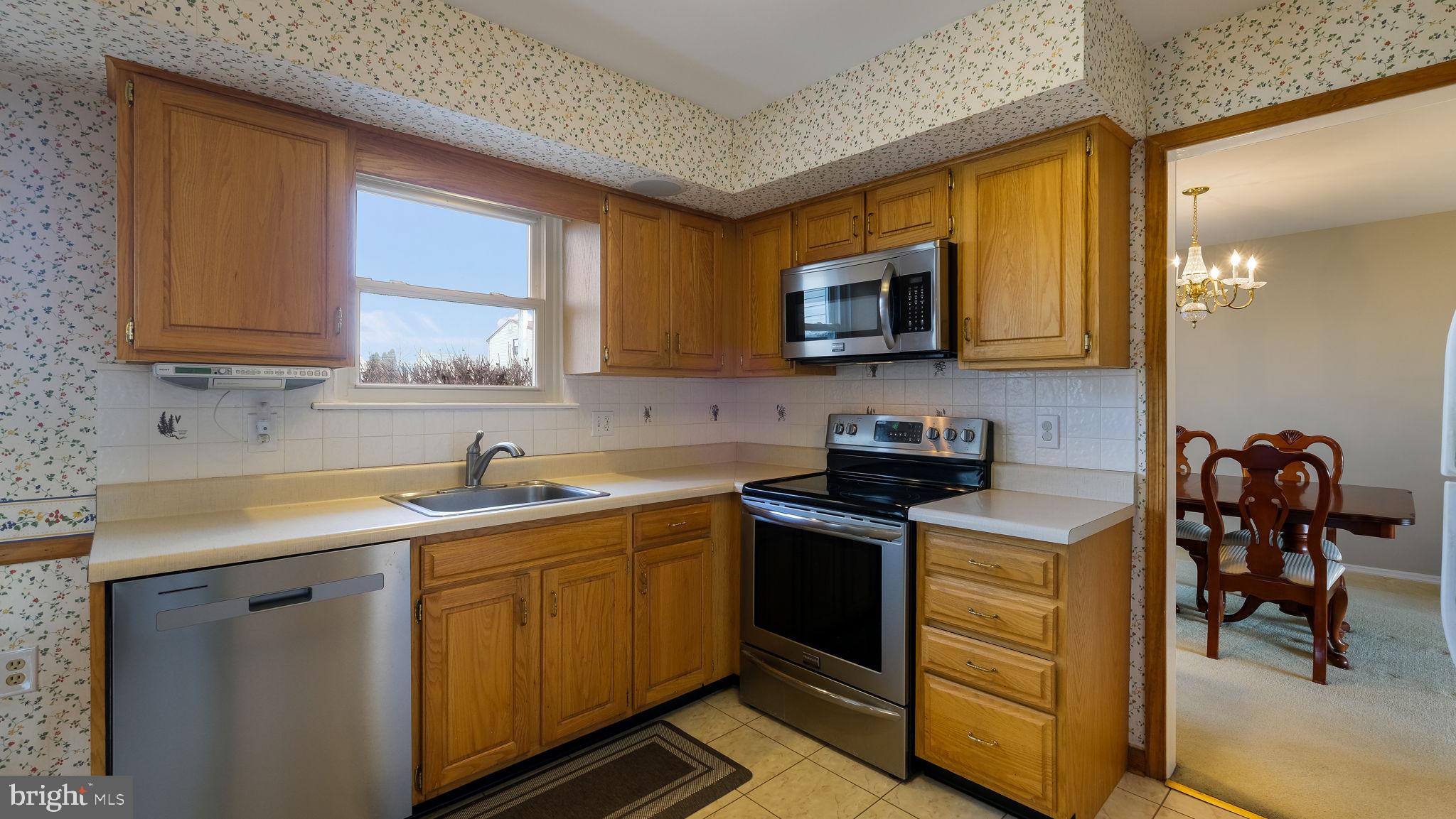 914 Jenifer Road Horsham, PA 19044 - Photo 13 of 43 Gallery Image 13