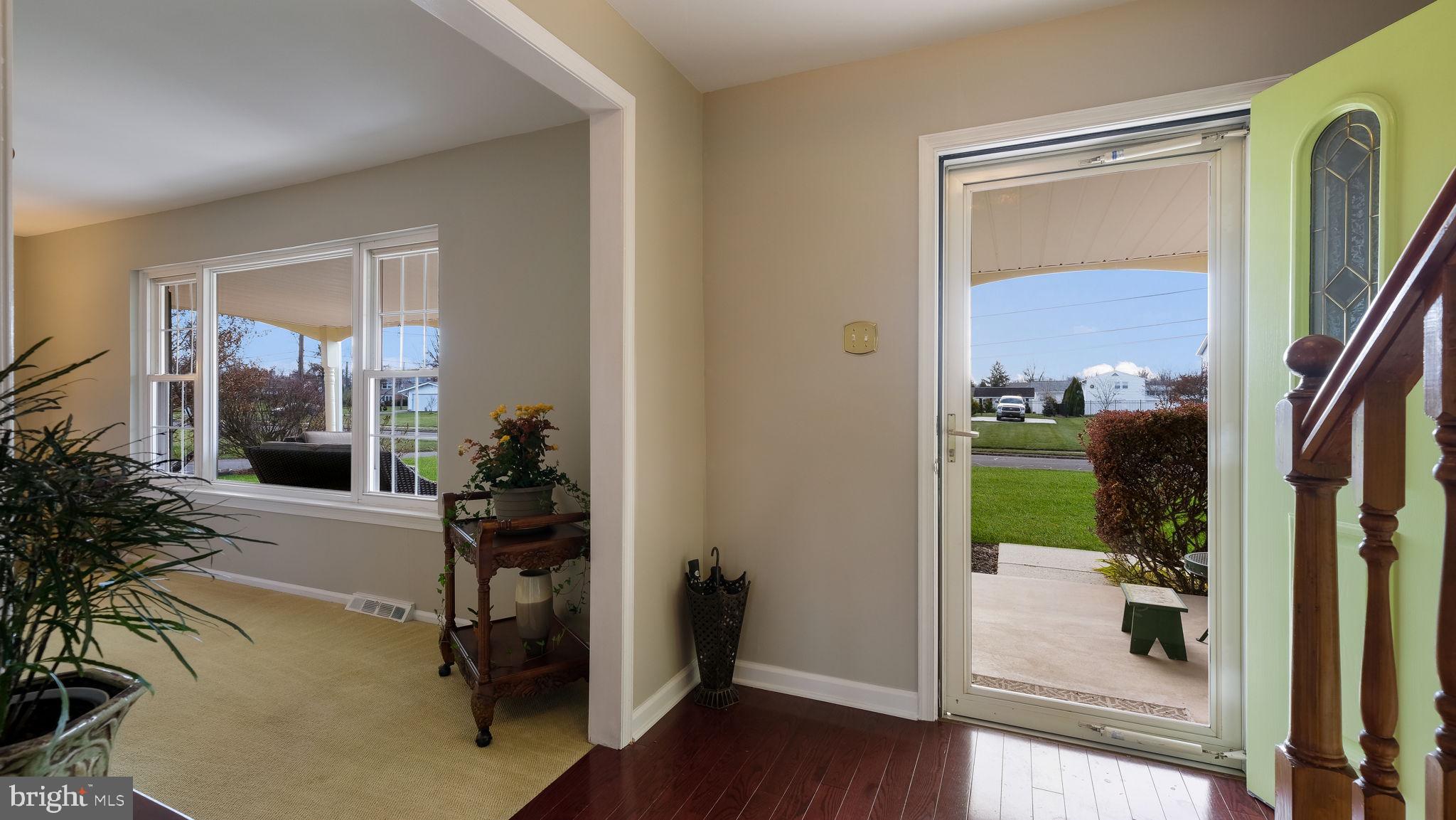 914 Jenifer Road Horsham, PA 19044 - Photo 5 of 43 Gallery Image 5